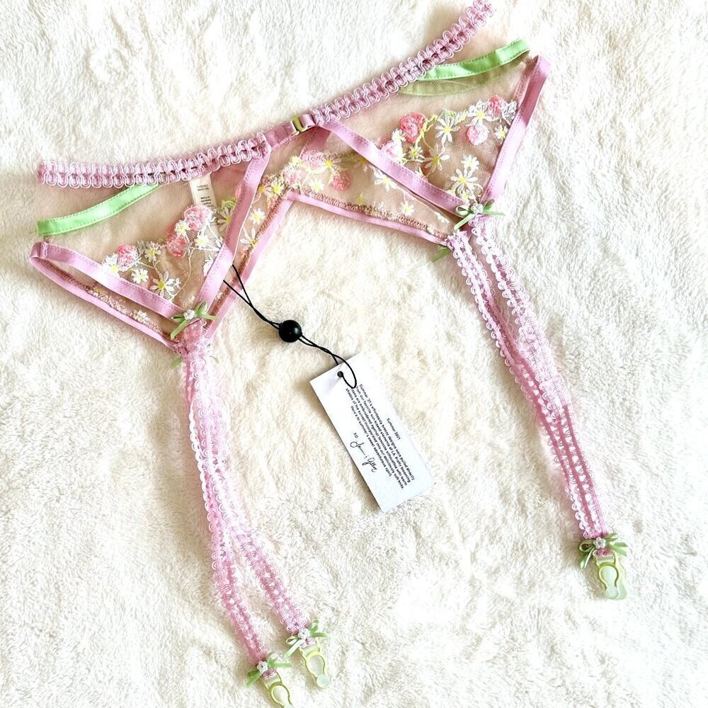 NWT For Love & Lemons Tutti Frutti Shimmer Pink Floral Garter Belt - Small - Picture 6 of 6